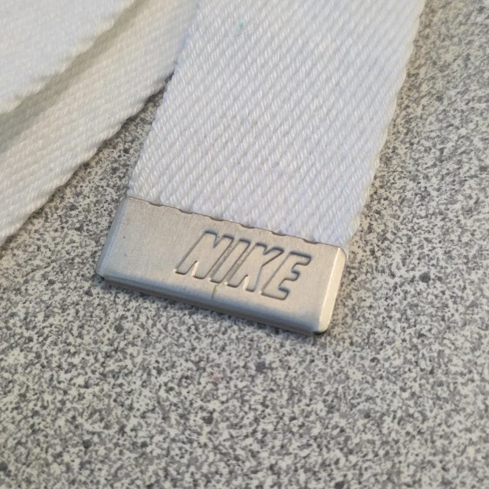 NIKE Golf Belt - White Adjustable Web Belt 38 inches - Picture 5 of 6